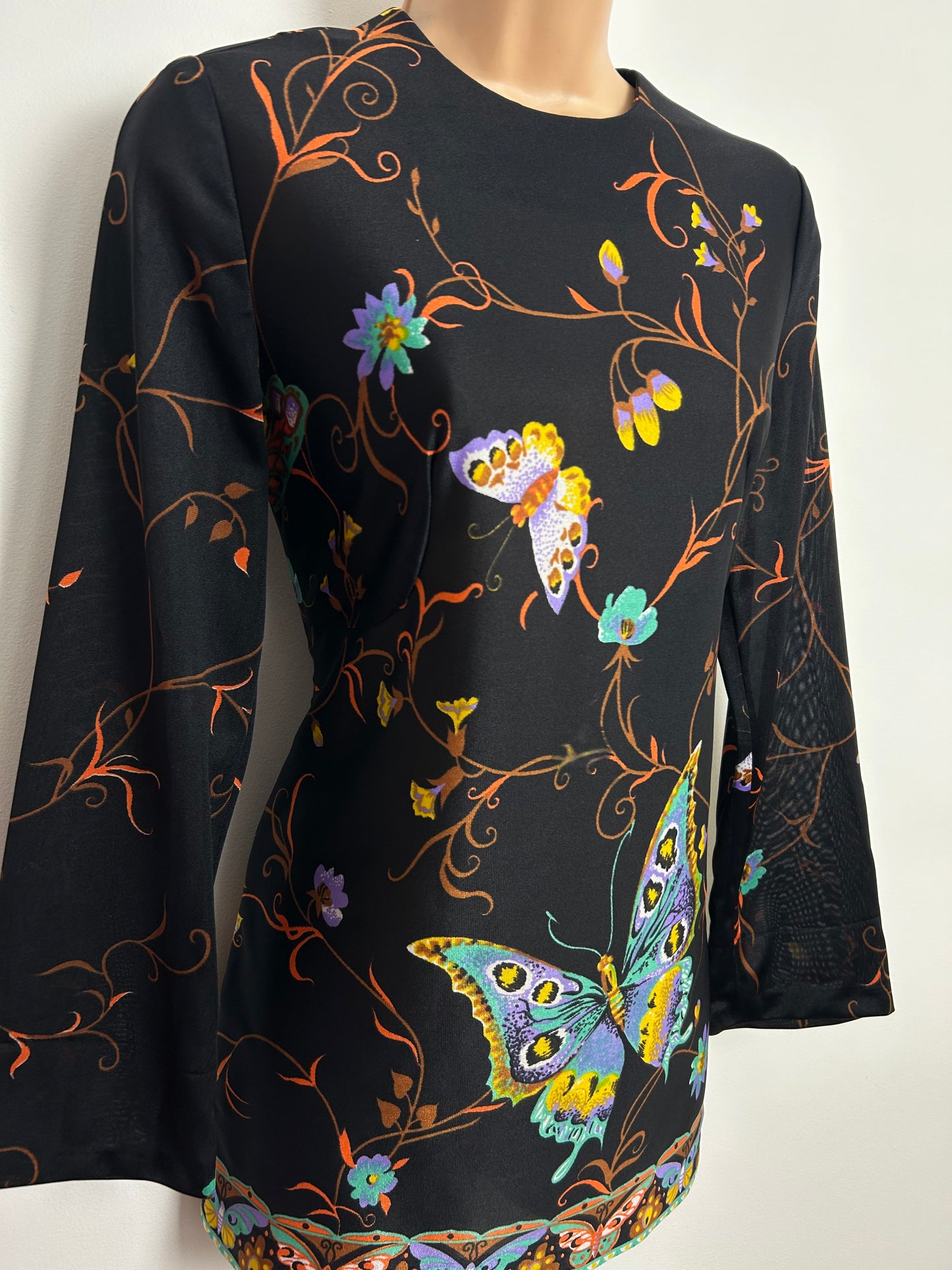 Vintage Late 1960s MODELLY Size 8-10 Black & Multicolour Butterfly Long Sleeve Tunic Style Top