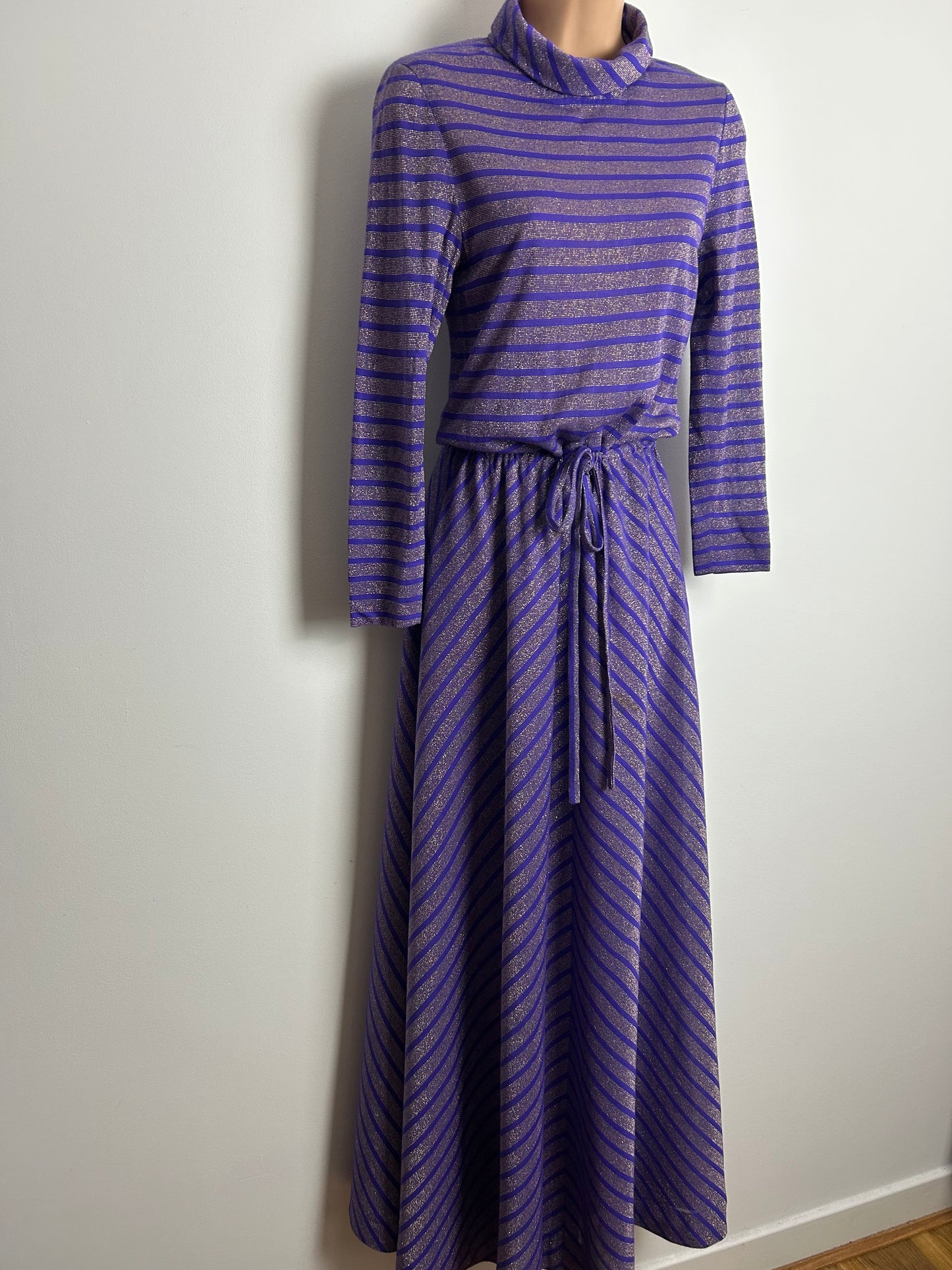 Vintage 1970s Size 8 Purple & Metallic Gold Lurex Stripe Print Long Sleeve Belted Maxi Dress