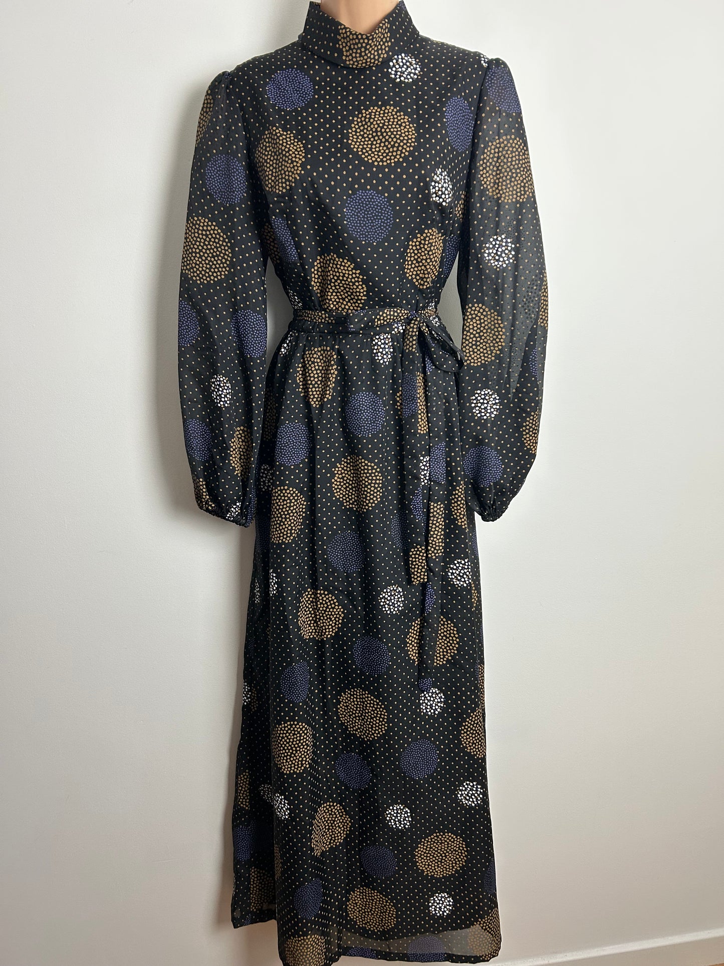 Vintage 1970s Size 12 Black Brown Purple & White Polka Dot Spotty Circle Print Belted Maxi Dress