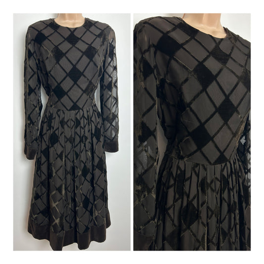 Vintage 1960s JEAN ALLEN Size 8-10 Brown Chiffon & Velvet Diamond Check Pattern Long Sleeve Dress