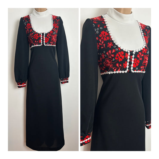 Vintage 1970s Size 8-10 Black Red & White Floral Print Daisy Applique Long Sleeve High Neck Maxi Dress