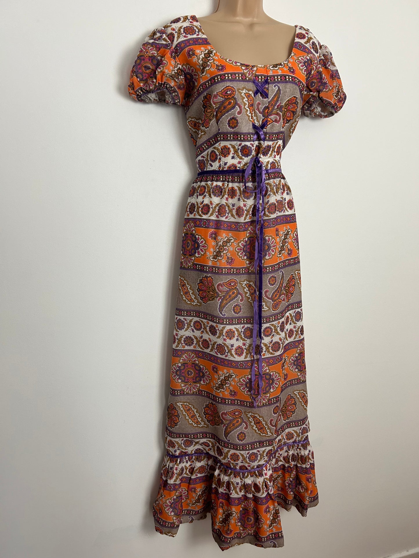Vintage 1970s CALIFORNIA THE LOOK YOU LOVE UK Size 10-12 Orange Beige & Purple Floral & Paisley Print Cotton Mix Prairie Maxi Dress