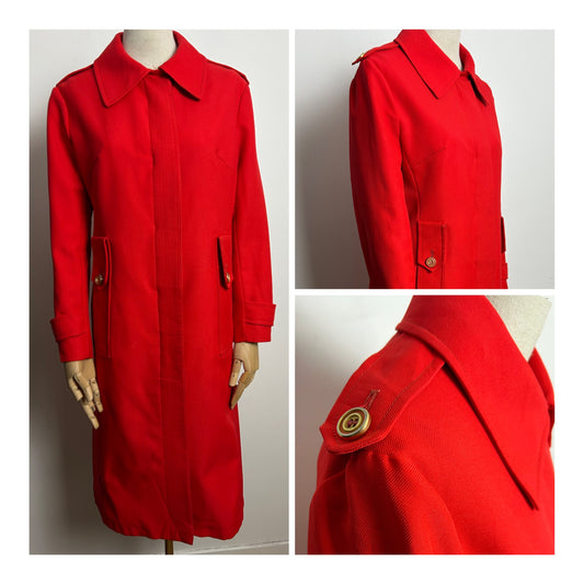 Vintage 1960s LONDON FOG MAINCOATS Size 10-12 Red Mid Length Coat