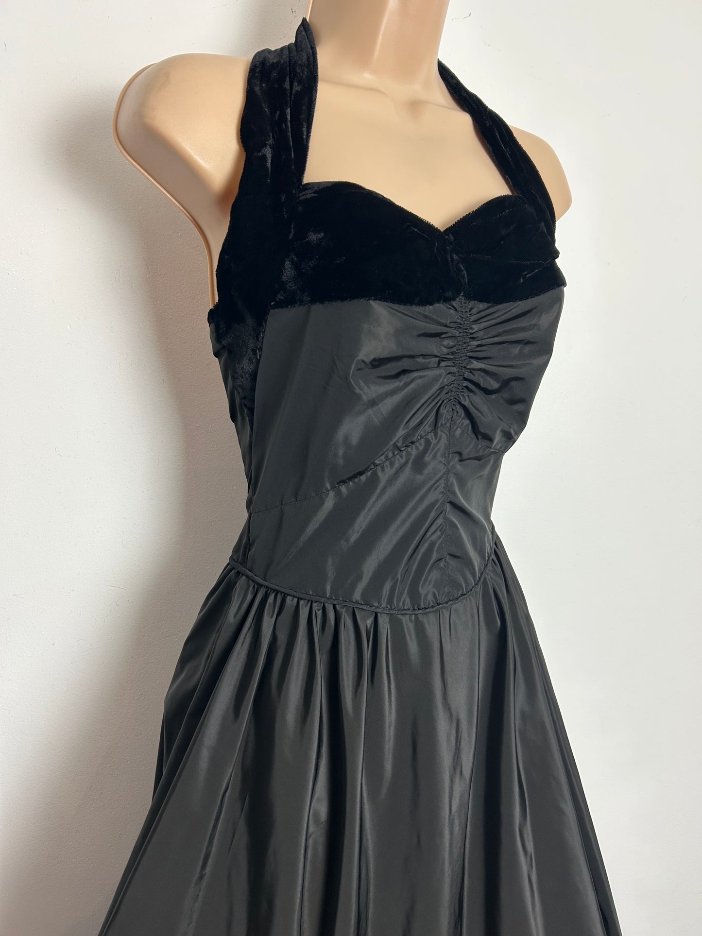 Vintage 1940s Size 6 Black Acetate & Velvet Trim Halter Neck Occasion Evening Xmas Party Dress
