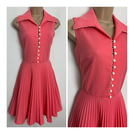 Vintage 1970s Size 8 Candy Pink Sleeveless Pleated Summer Day Dress