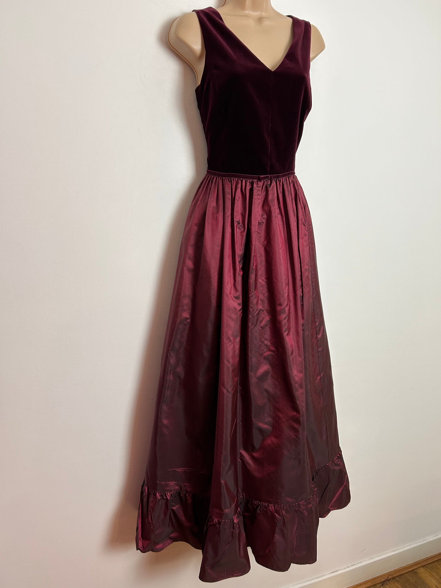 Vintage 1980s LAURA ASHLEY UK Size 12 Wine Red Velvet & Acetate Xmas Party Maxi Dress