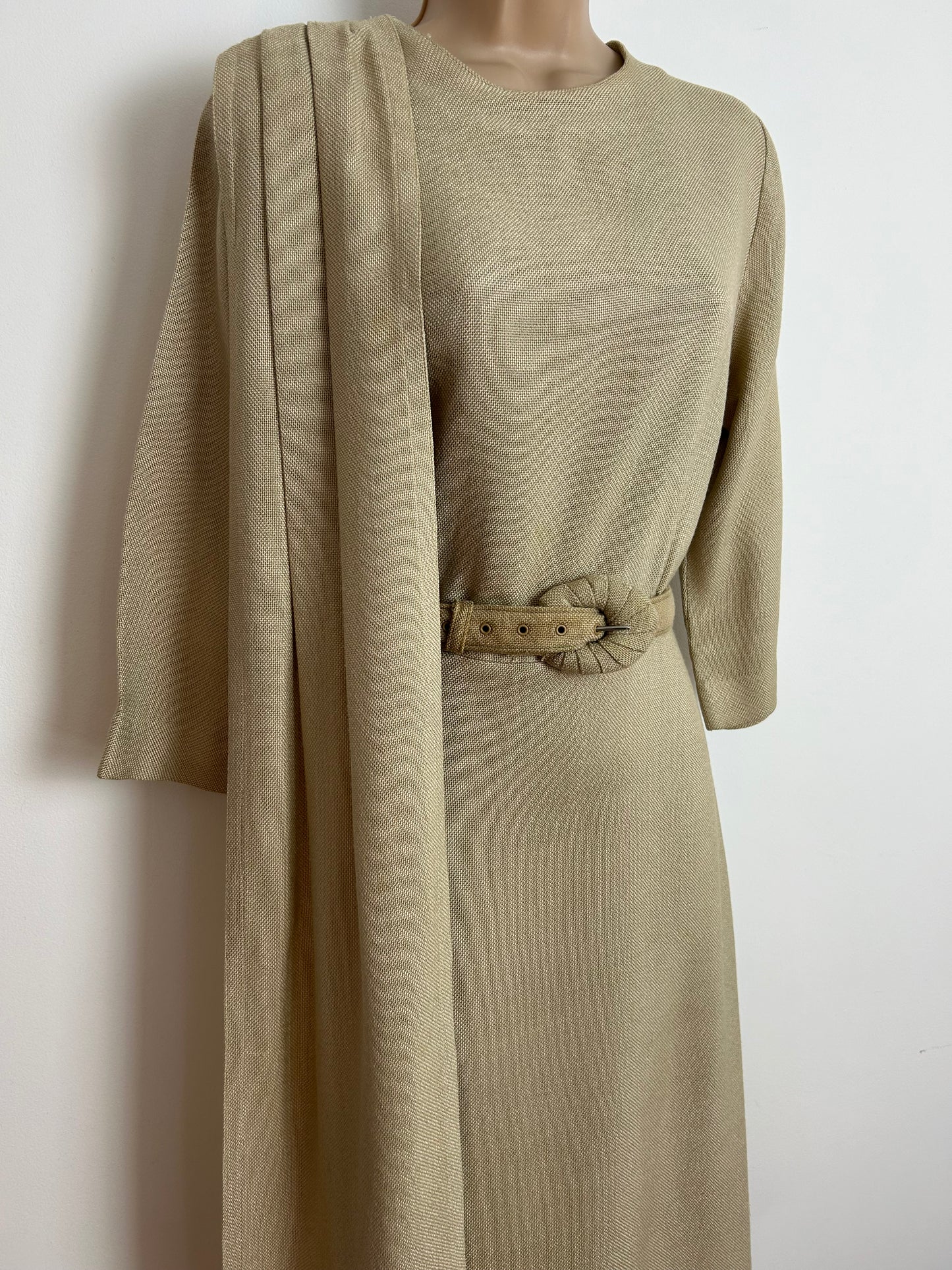 Vintage 1950s CHARLES BUTLER Size 12 Beige MOYGASHEL Irish Linen Belted Dress