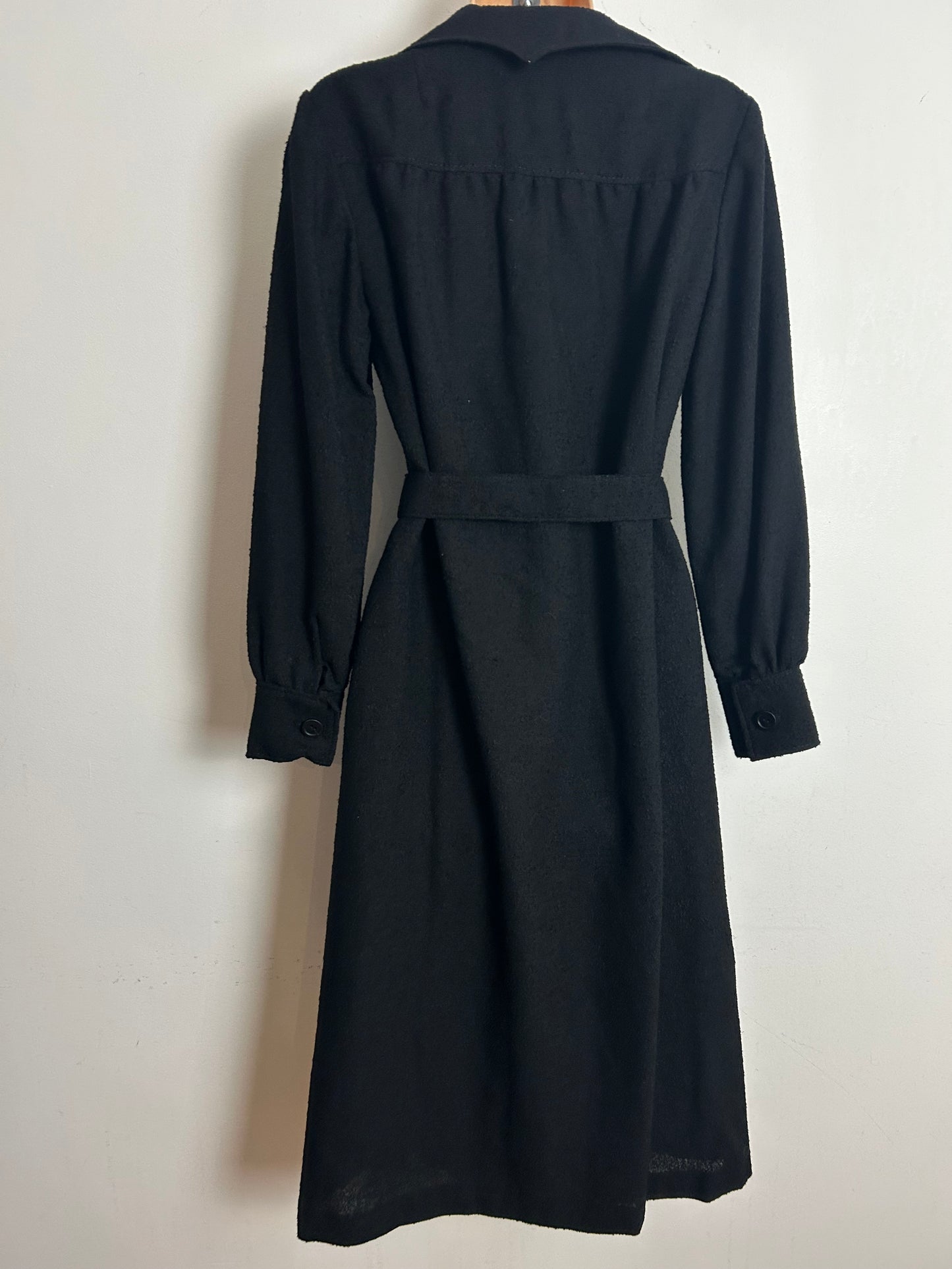 Vintage 1970's RADTKE Size 12 Black Feature Collar Belted Day Dress
