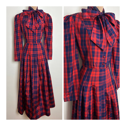 Vintage 1970s RARE NORMA TULLO Australian DESIGNER Size 8 Red & Blue Tartan Check Bow Neck Pleated Maxi Dress