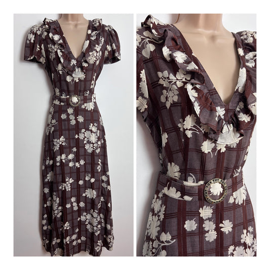 Vintage 1970s UK Size 8-10 Brown & Off White Floral & Check Print Ruffle Trim Short Sleeve Belted Cotton Boho Maxi Dress