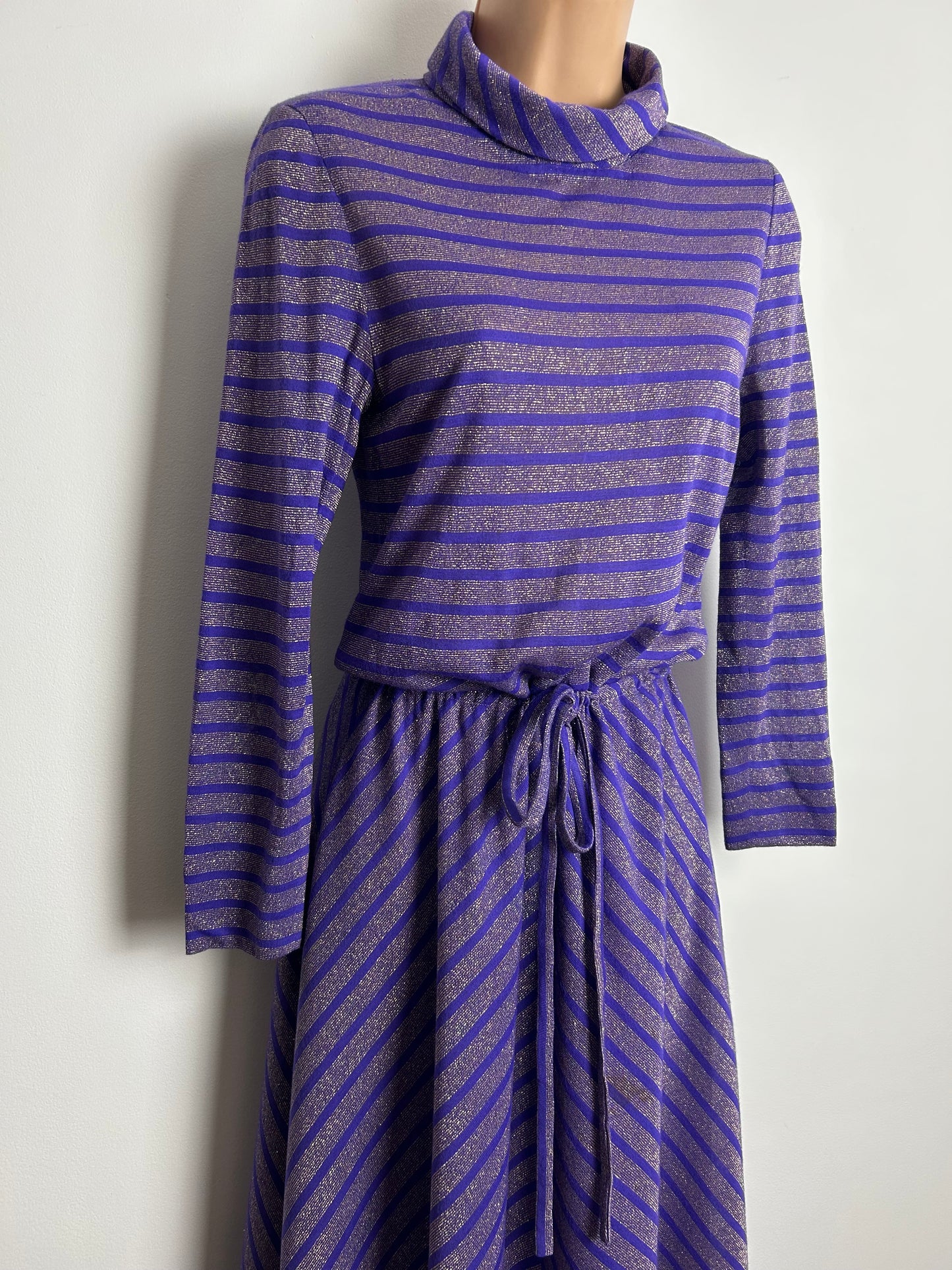 Vintage 1970s Size 8 Purple & Metallic Gold Lurex Stripe Print Long Sleeve Belted Maxi Dress