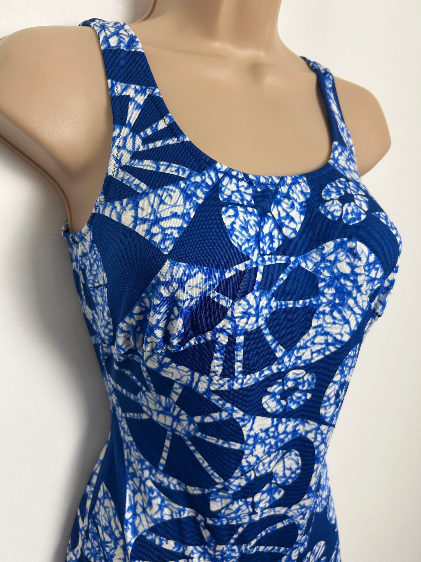 Vintage 1960s FELINA BOUTIQUE Size 12 Blue & White Abstract Print Swimsuit