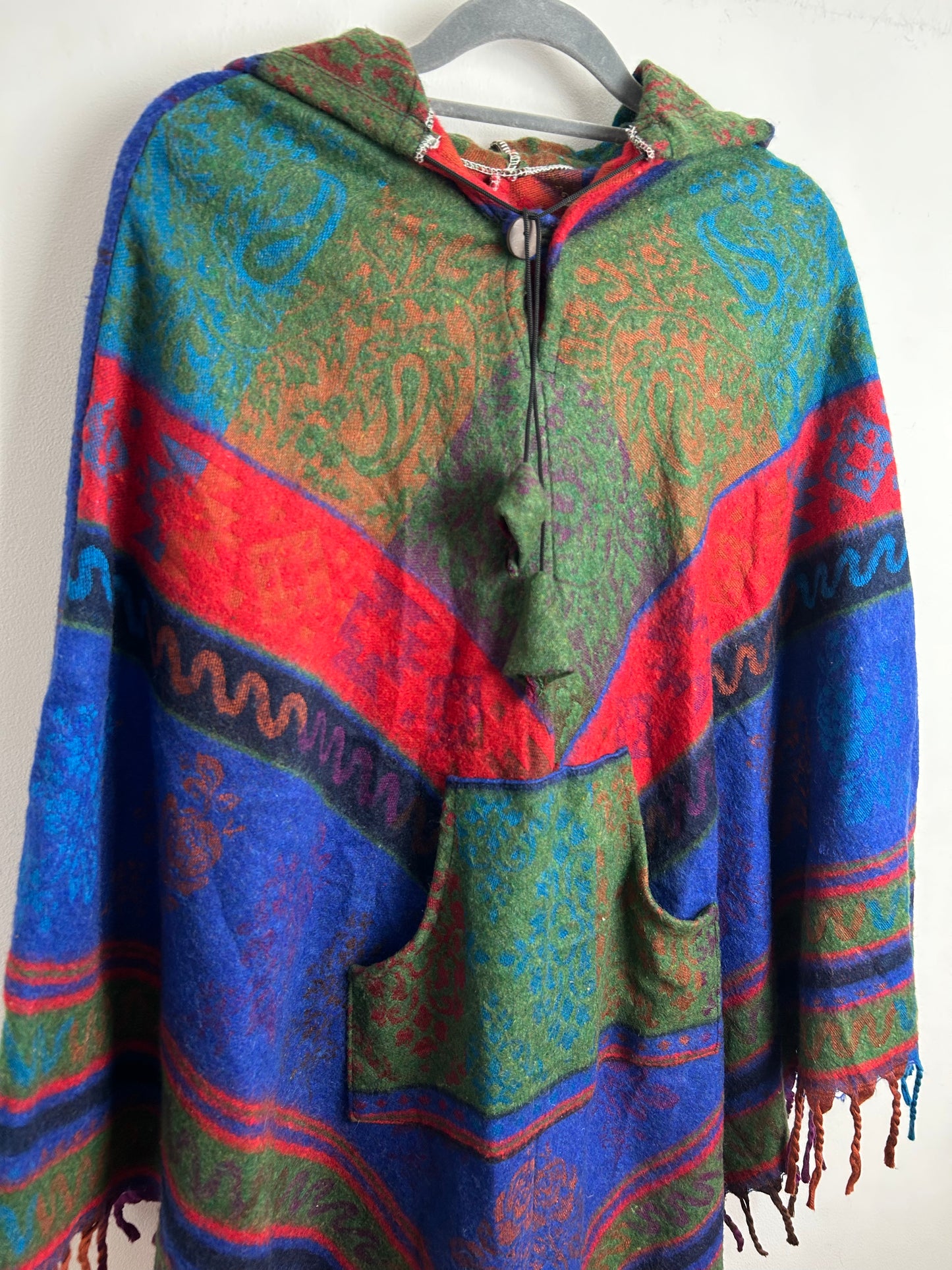 Vintage Mexican Blue Red Green Floral Paisley Pattern Soft Wool Mix Hooded Poncho Cape With Tassels