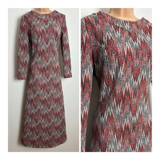 Vintage 1970s Size 12 Red Black & Beige Zig Zag Print Lurex Long Sleeve Occasion Evening Maxi Dress
