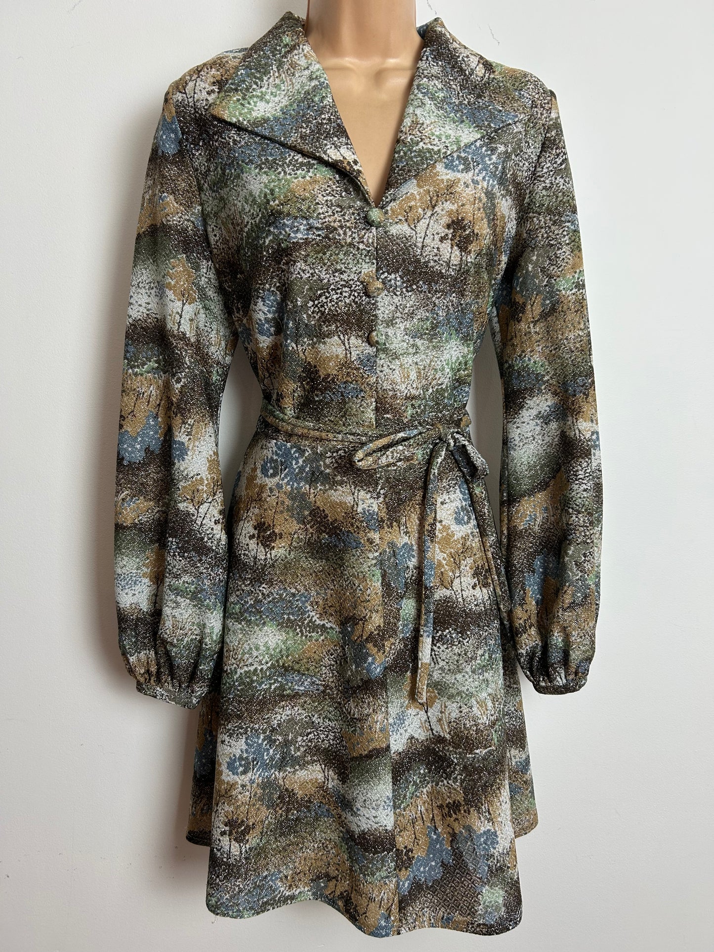 Vintage 1970s CLIVE BYRNE Size 12-14 Silver Brown Green & Beige Abstract Tree Print Lurex Belted Long Sleeve Dress