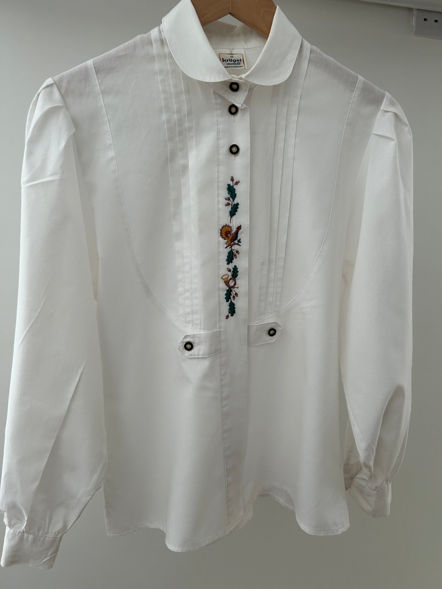 Vintage UK Size 12 White Pleated Embroidered Leaves, Bird & French Horn Detail Long Sleeve Traditional Austrian Trachten Folk Shirt