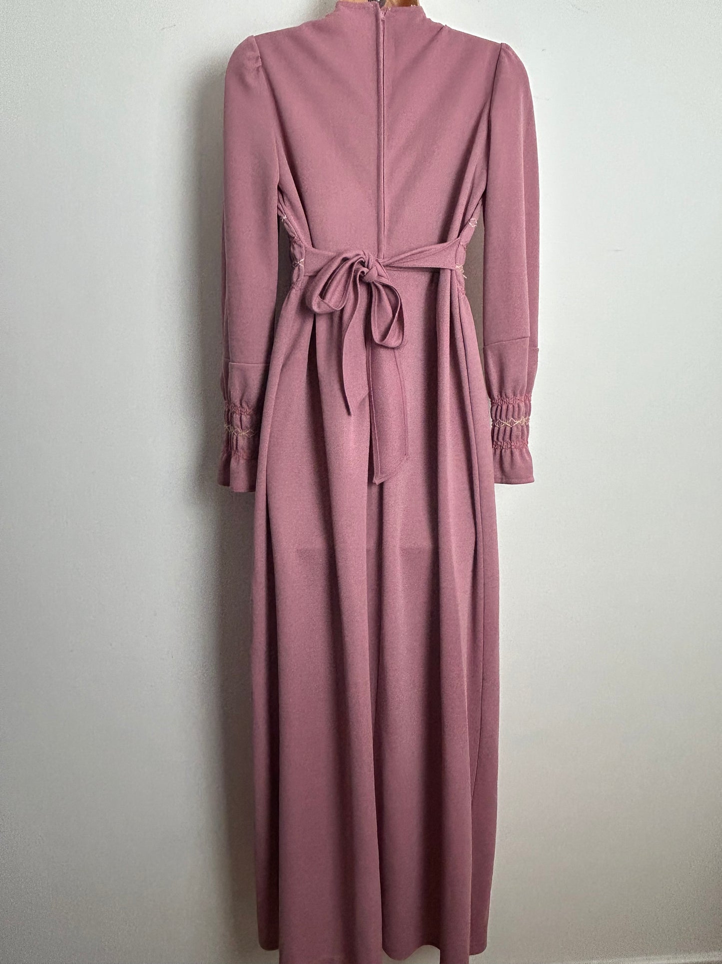 Vintage 1970s UK Size 12 Dusky Pink Shirred Bodice Long Sleeve Tie Back Maxi Dress