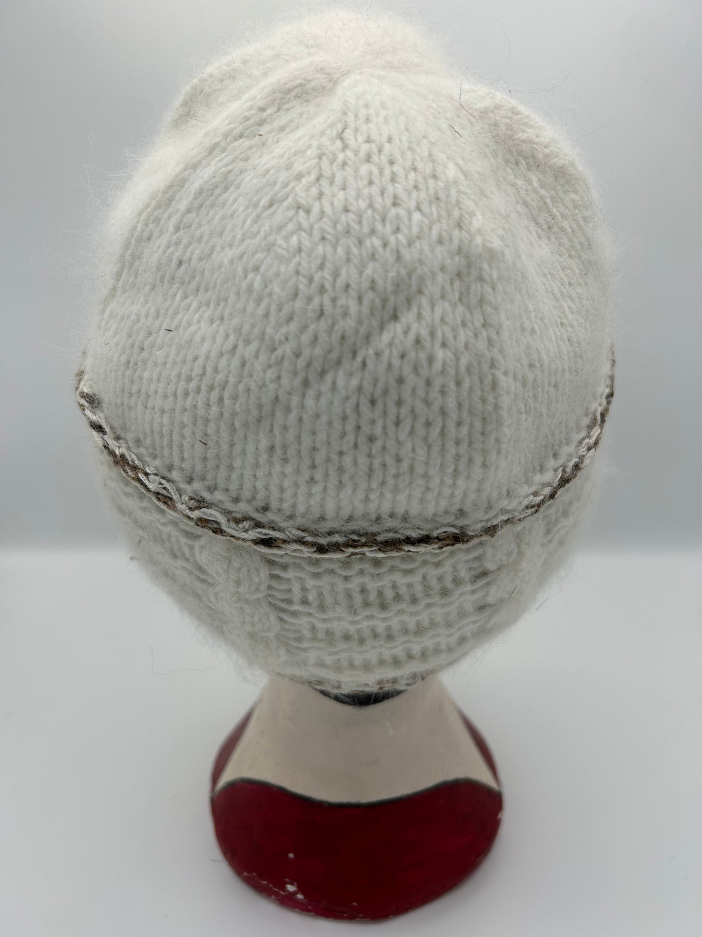 Vintage 1980s Winter White Cable Knit Angora & Wool Mix Beanie Style Winter Hat