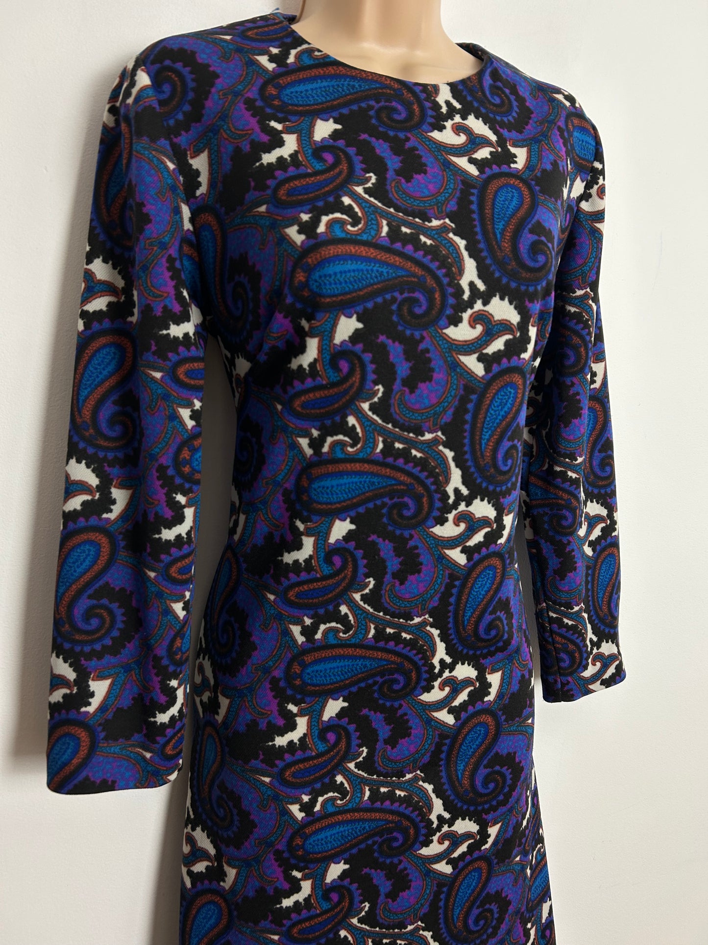 Vintage 1960s FULTON UK Size 12-14 Black Blue & Dark Pink Paisley Print Long Sleeve Mod Shift Dress
