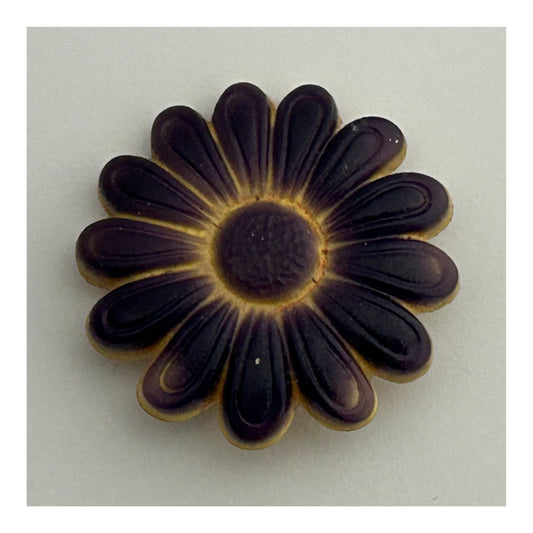 Vintage 1950s Cute Plum Purple Plastic Flower Pin Brooch