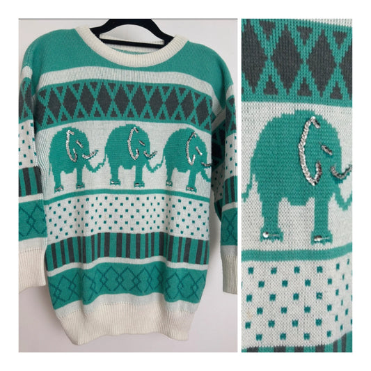 Vintage 1980s Size 10-12 Mint Green & White Elephant Pattern Novelty Jumper