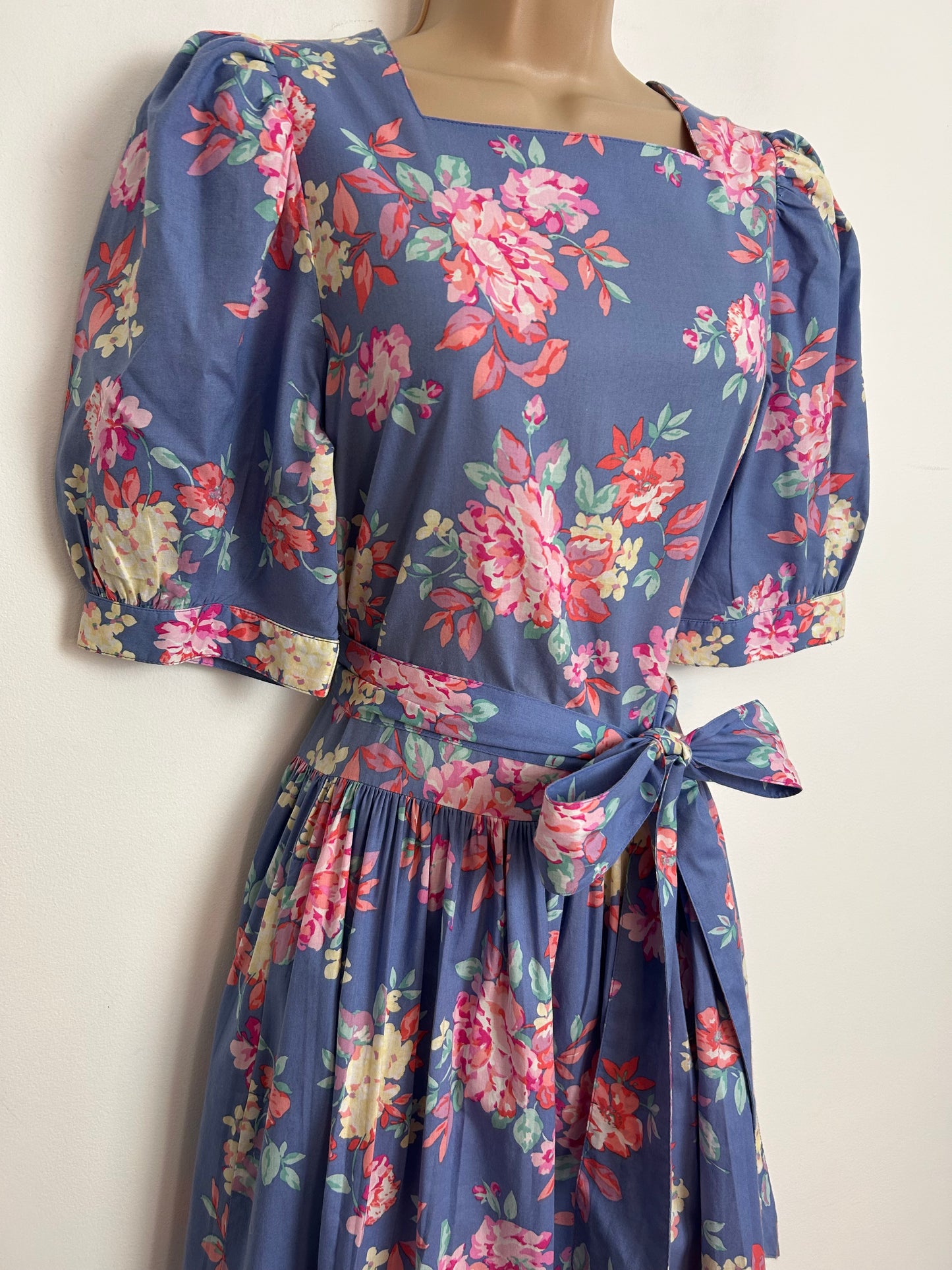 Vintage 1980s LAURA ASHLEY Size 12 (Size 16 On Label) Blue Pink & Coral Floral Print Cotton Belted Midi Dress