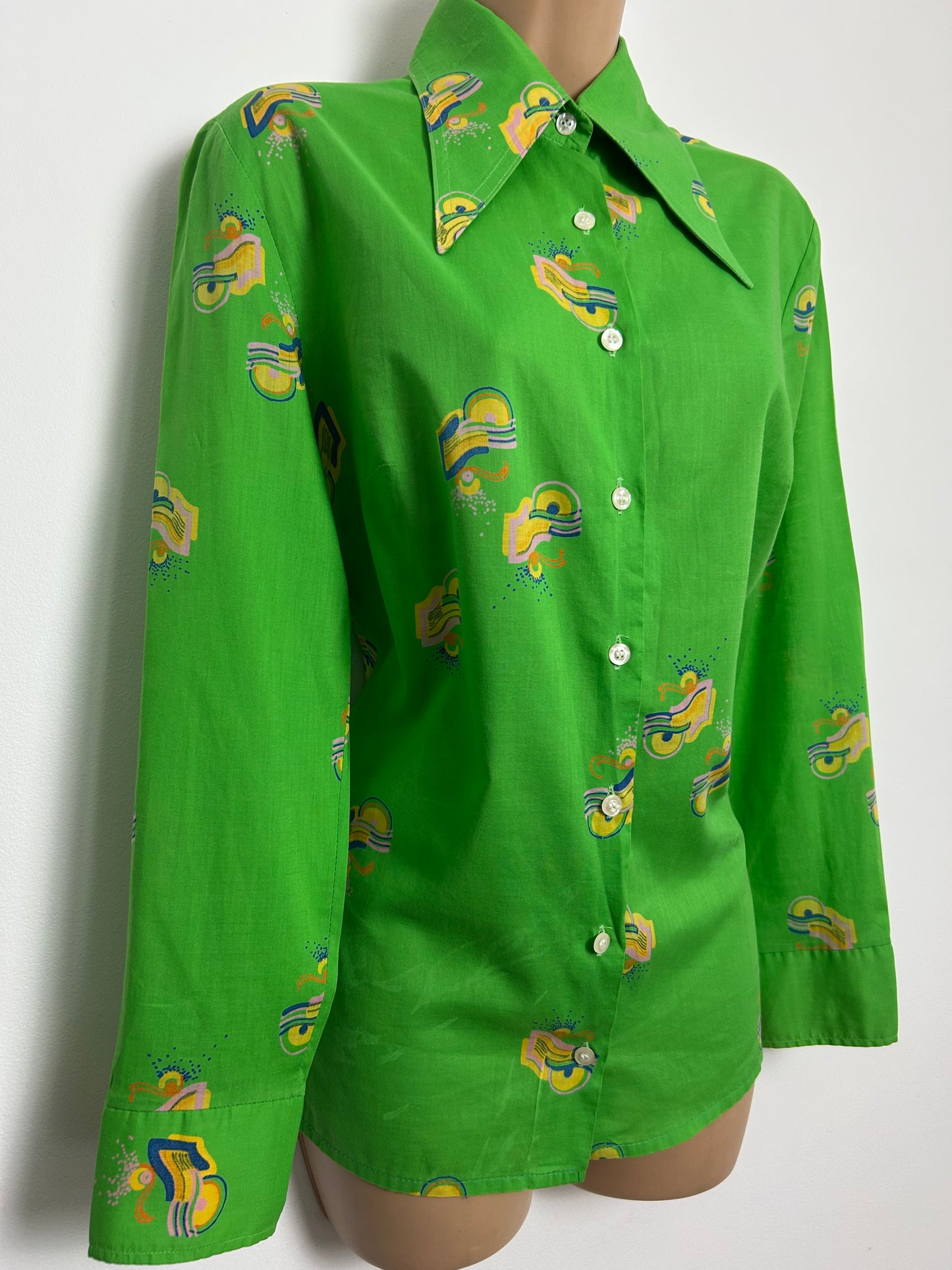 Vintage 1970s Size 12 Green Yellow Blue & Pink Abstract Print Dagger Collar Long Sleeve Cotton Mix Shirt