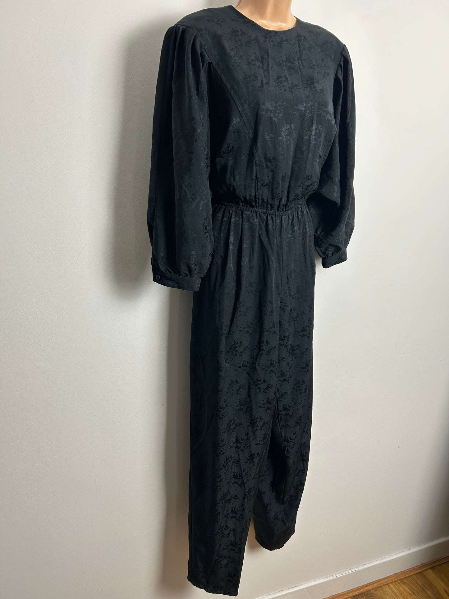 Vintage 1980s YOUR SIXTH SENSE Size 14 Black Abstract Pattern Bat Wing Sleeve Tapered Leg Jumpsuit