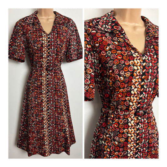 Vintage 1970s Size 12-14 Black Orange Red White & Grey Abstract Print Short Sleeve Belted Day Dress