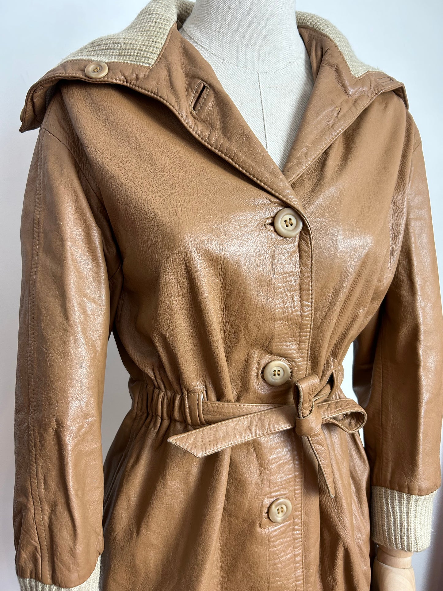 Vintage 1970s McPHAIL & FISHER UK Size 8-10 Caramel Leather & Wool Ribbed Tie Waist Jacket