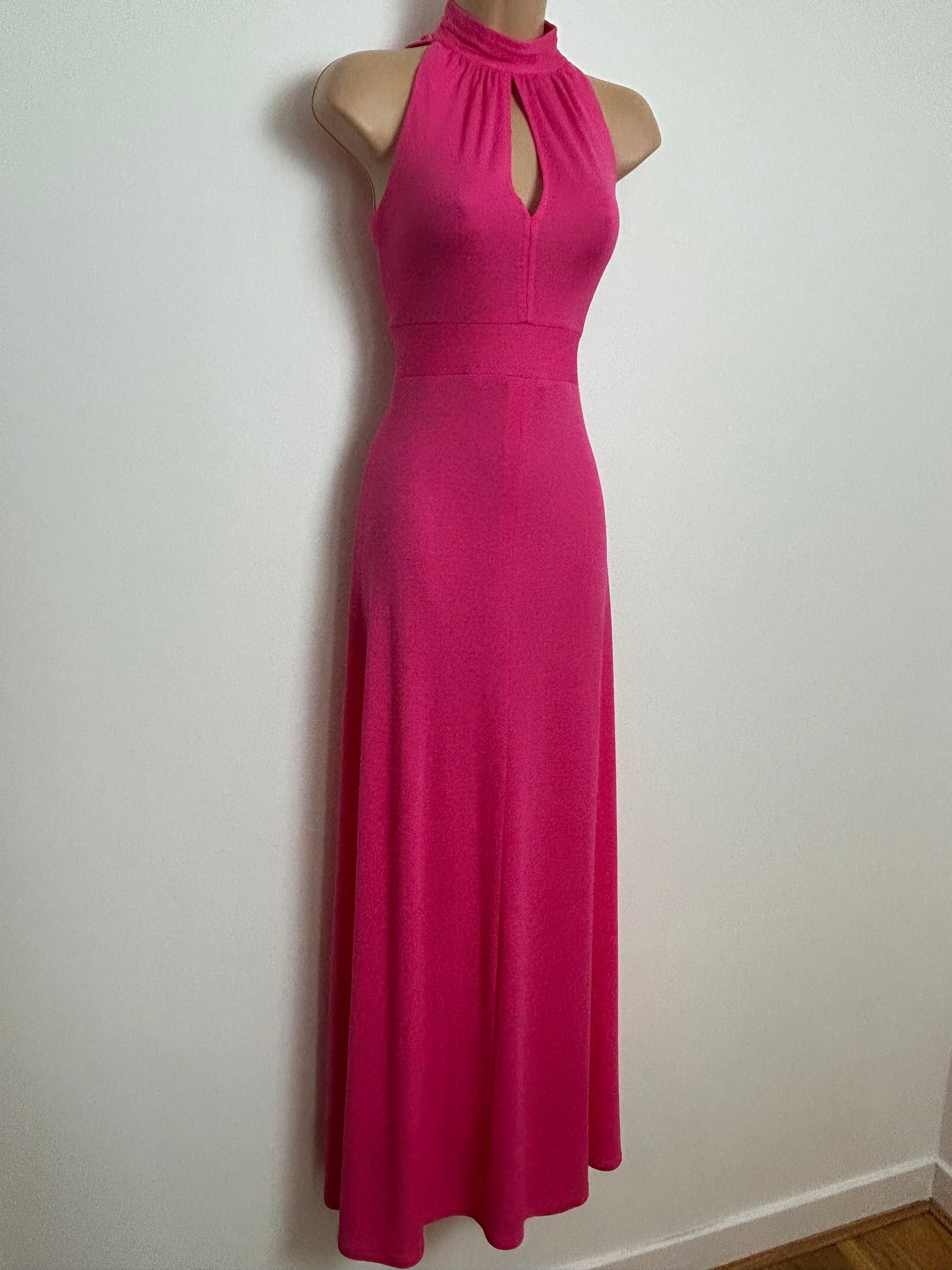 Vintage 1970s Size 6 Candy Pink Keyhole Cut Out Sleeveless Maxi Dress