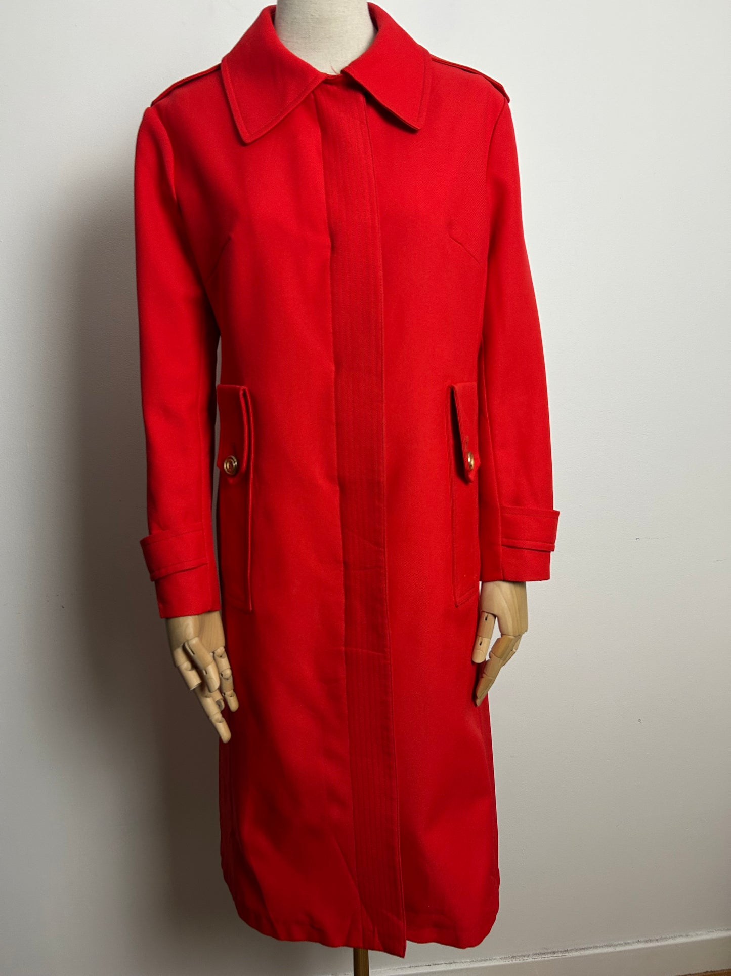 Vintage 1960s LONDON FOG MAINCOATS Size 10-12 Red Mid Length Coat