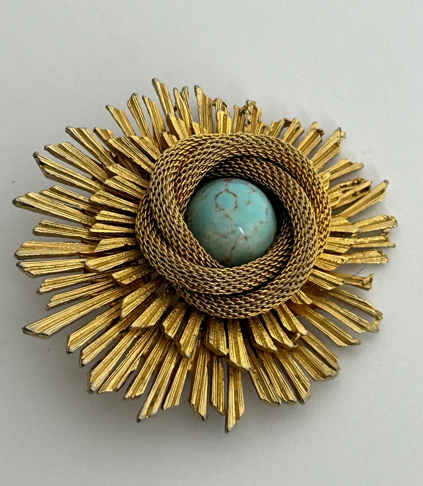 Vintage 1960s Gold Tone Base Metal Sunburst Turquoise Stone Set Brooch