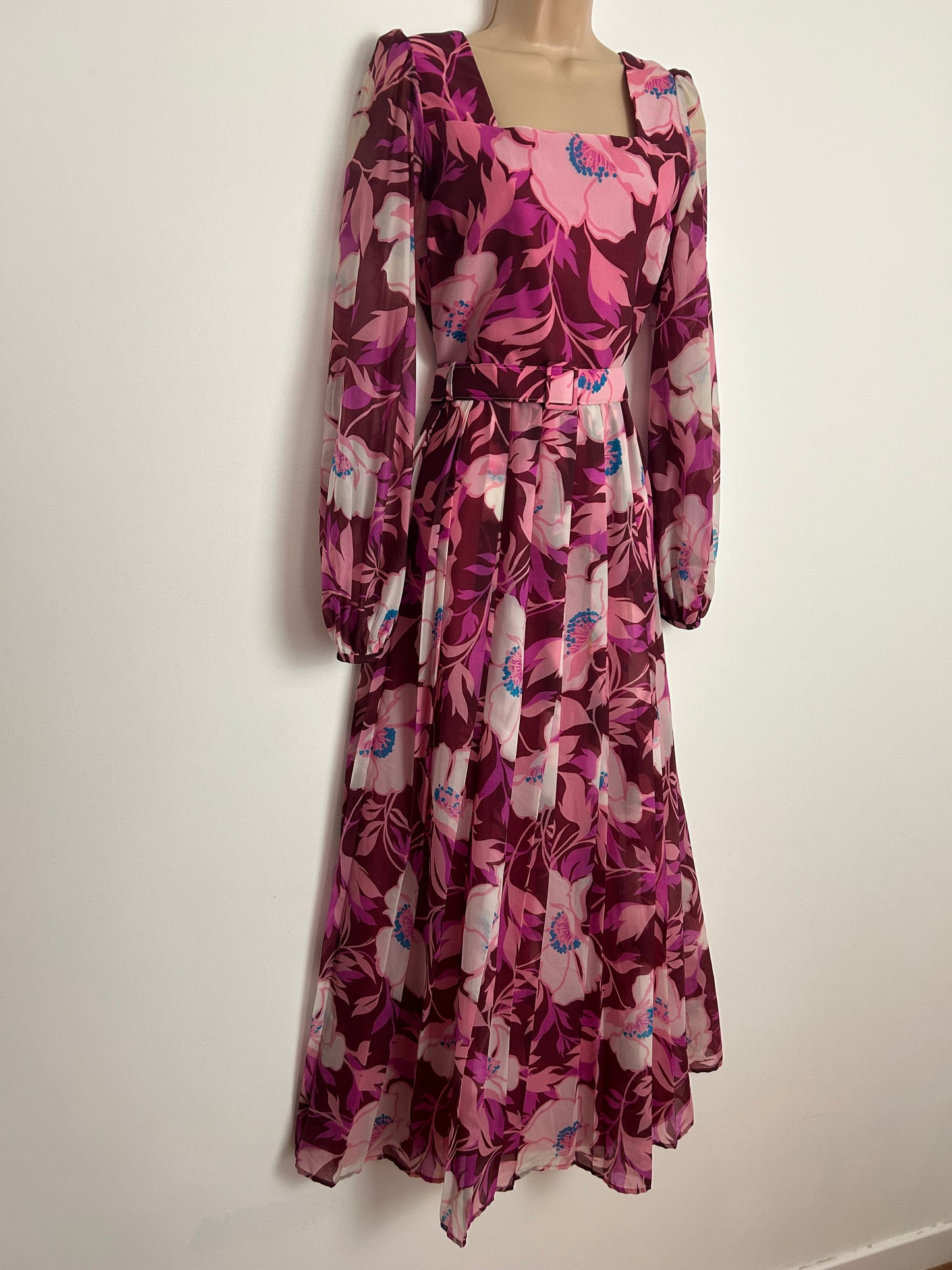 Vintage 1970s UK Size 10 Dark Pink Tones Floral Print Long Sleeve Belted Pleated Maxi Dress