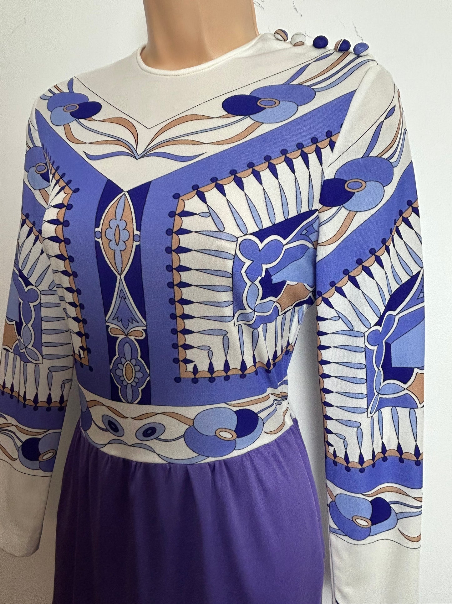 Vintage 1970s Size 10 Dark Lilac Lavender & White Psychedelic Print Long Sleeve Dress