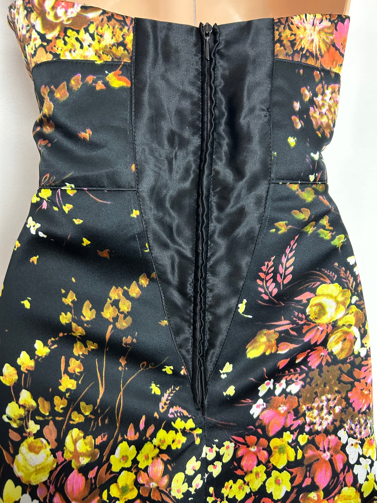 Vintage 1970s VERA MONT UK Size 12 Black Pink & Yellow Floral Print Boho Summer Maxi Dress