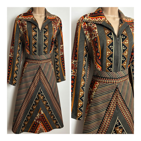 Vintage 1970s Size 14 Black Brown & Burnt Orange Abstract Geo Stripe & Floral Zip Front Long Sleeve Day Dress