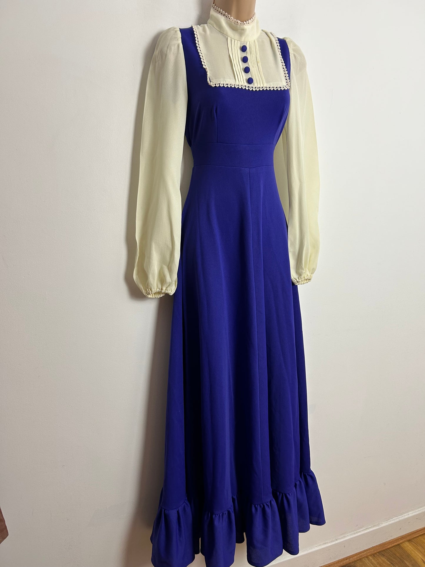 Vintage 1970s UK Size 6-8 Purple & Cream Contrast Prairie Boho Long Sleeve Maxi Dress