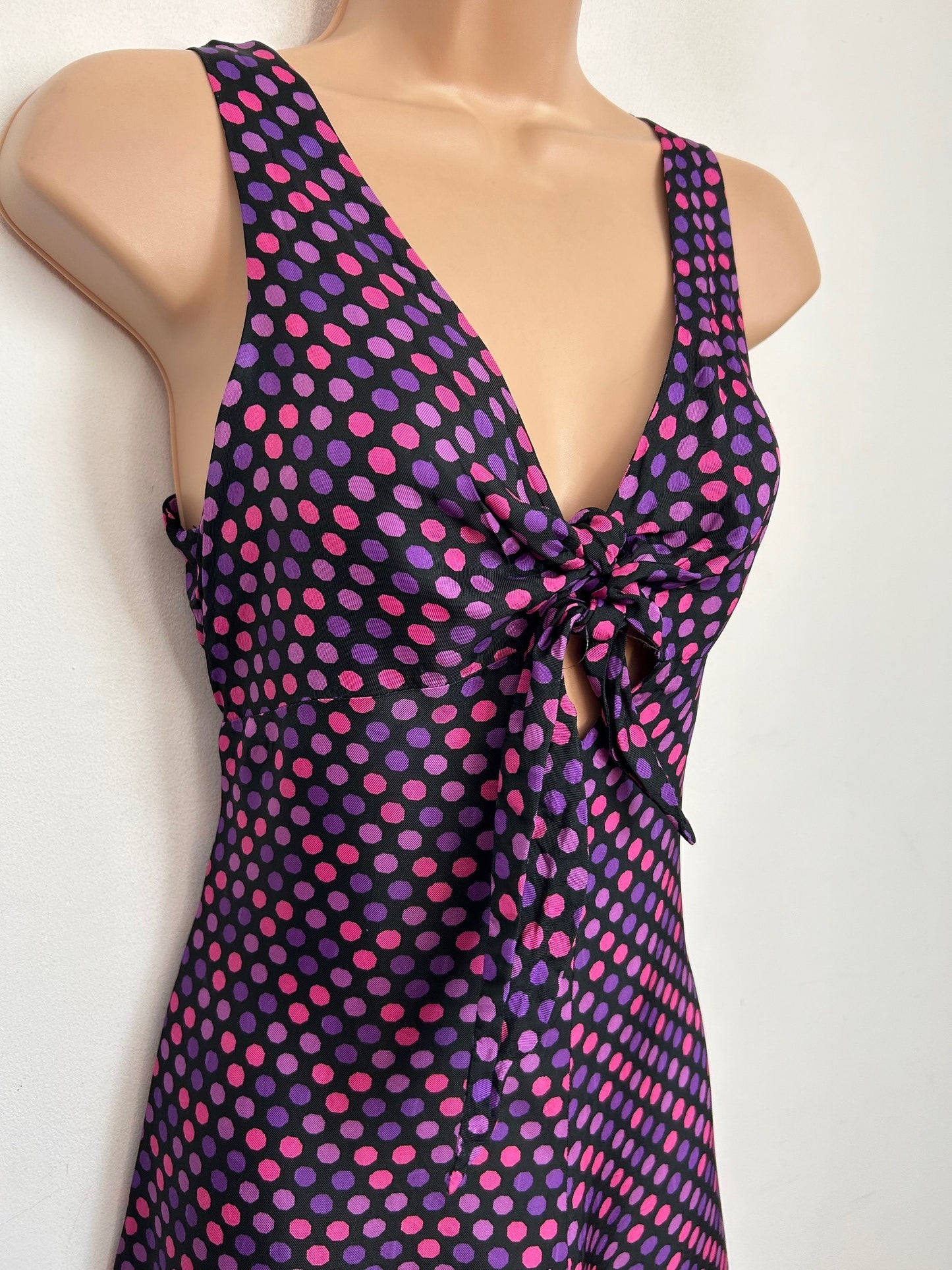 Vintage 1970s UK Size 12 Cute Black Purple & Pink Hexagonal Print Tie Front Shift Dress