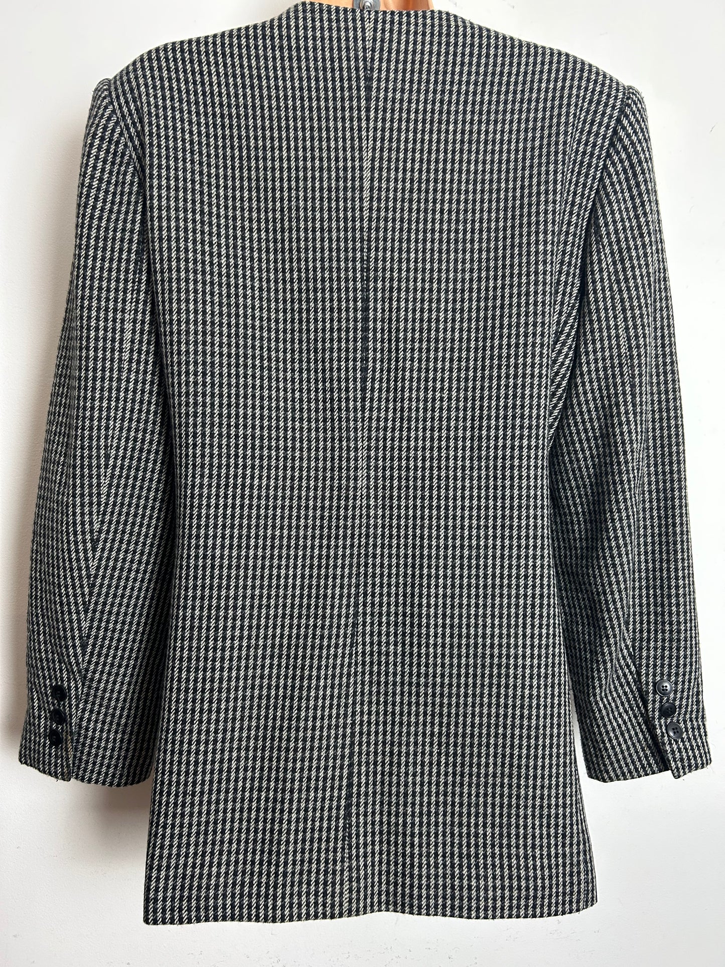 Vintage 1980s SASSON Size 14 Black & White Tweed Check Wool Mix Collarless Blazer