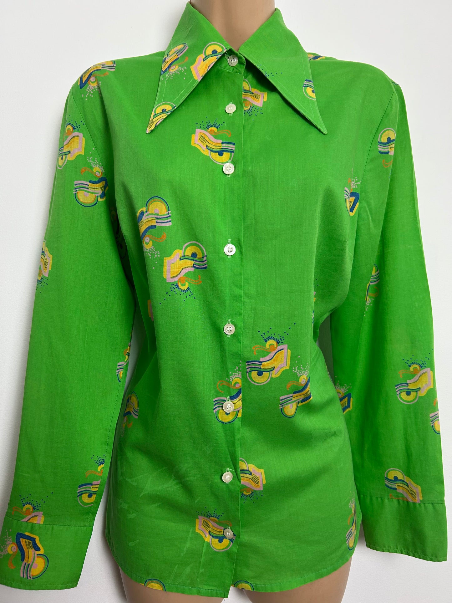 Vintage 1970s Size 12 Green Yellow Blue & Pink Abstract Print Dagger Collar Long Sleeve Cotton Mix Shirt