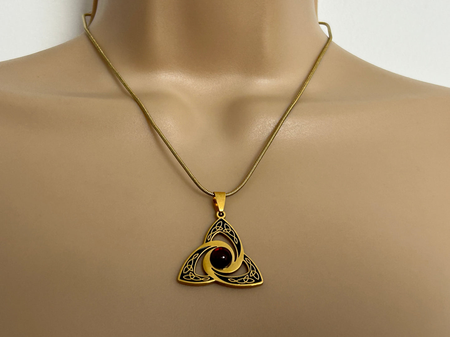 Vintage Gold Tone Celtic Inspired Triquetra Knotwork Red Stone Set Pendant With Necklace
