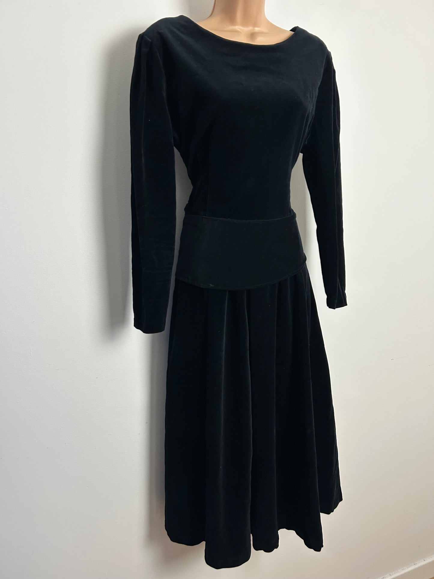 Vintage 1970s ADINI Size 12 Black Indian Cotton Velvet Peplum Tie Back Gothic Midi Dress