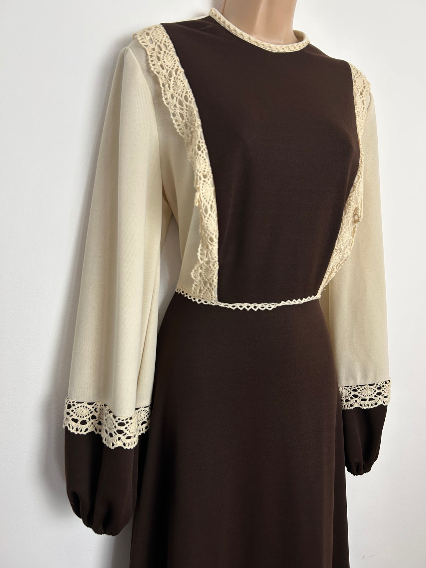 Vintage 70s UK Size 10-12 PETERSON MAID Chocolate Brown & Cream Lace Trim Balloon Sleeve Prairie Boho Maxi Dress