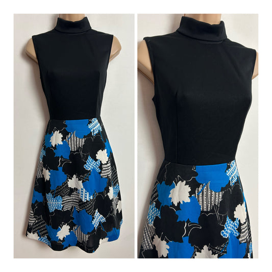 Vintage 1970s UK 6-8 Black Blue & White Leaf Print Sleeveless Mod Dress