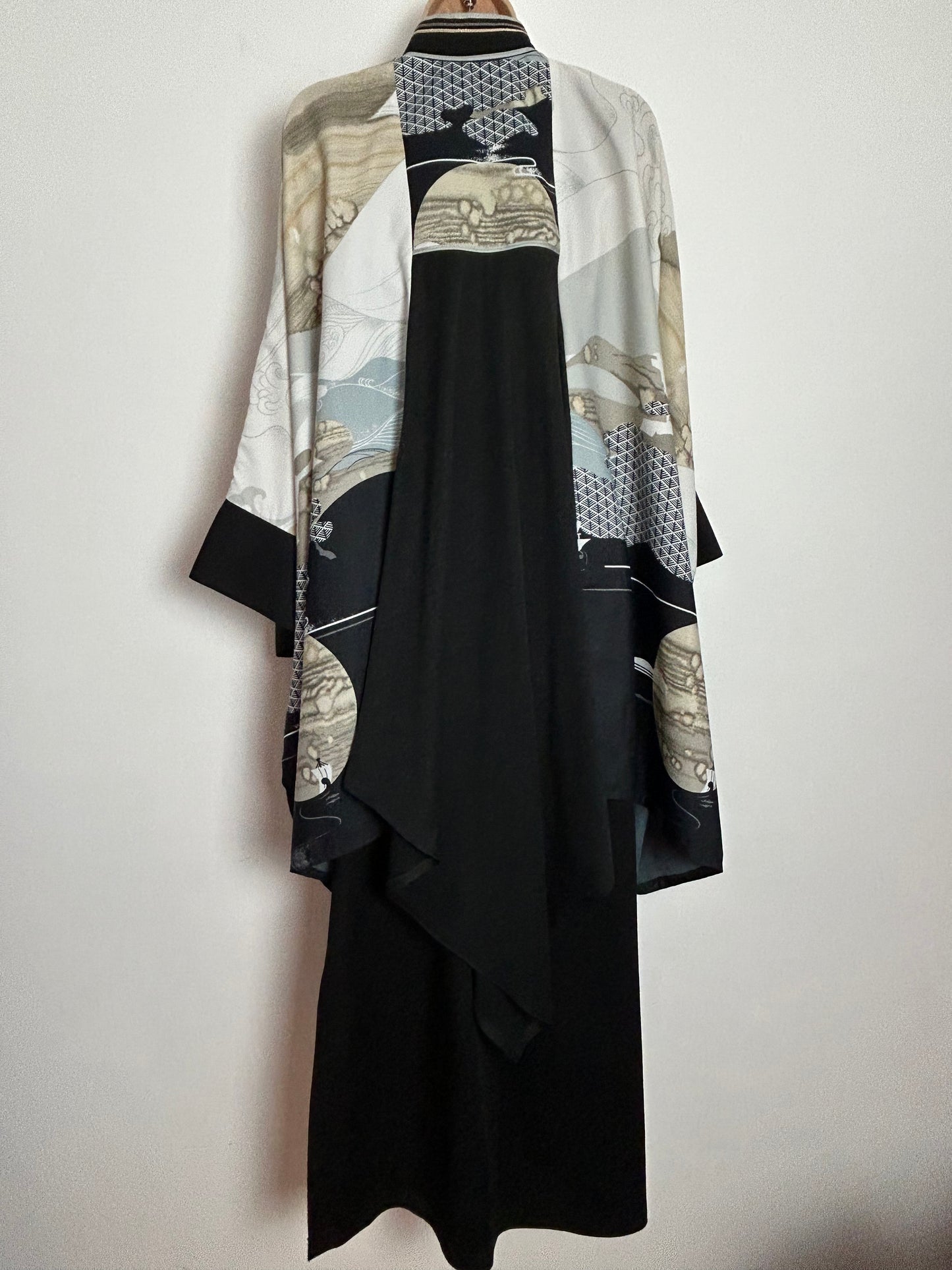 Vintage 1970s RARE UK Size 8/10 AMAZING Black Dress & Matching Cover Up Kimono By Indigo