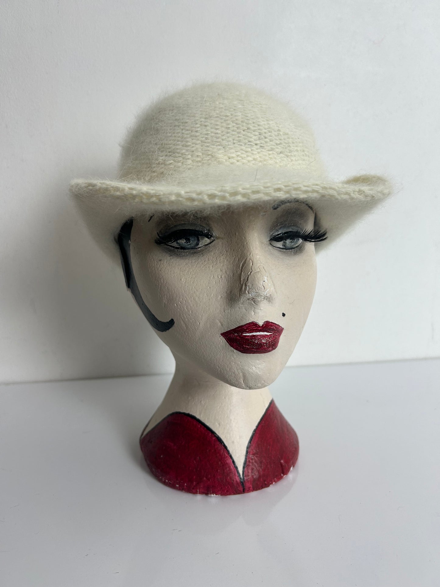 Vintage 1970s Cream Angora & Wool Mix Fedora Style Hat