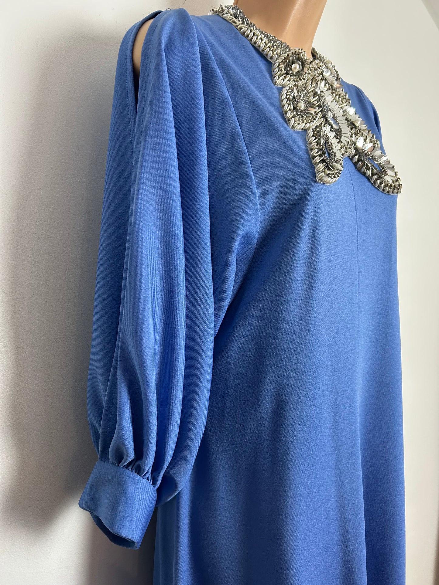 Vintage Early 1970s LESHGOLD Size 8-10 Powder Blue Silver Bead & Sequin Applique Split Sleeve Occasion Evening Maxi Dress