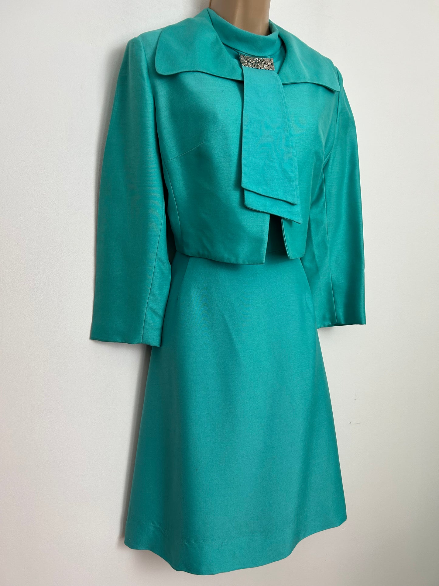 Vintage 1960s PETER BARRON UK Size 10 Turquoise Two Piece Mod Dress Suit