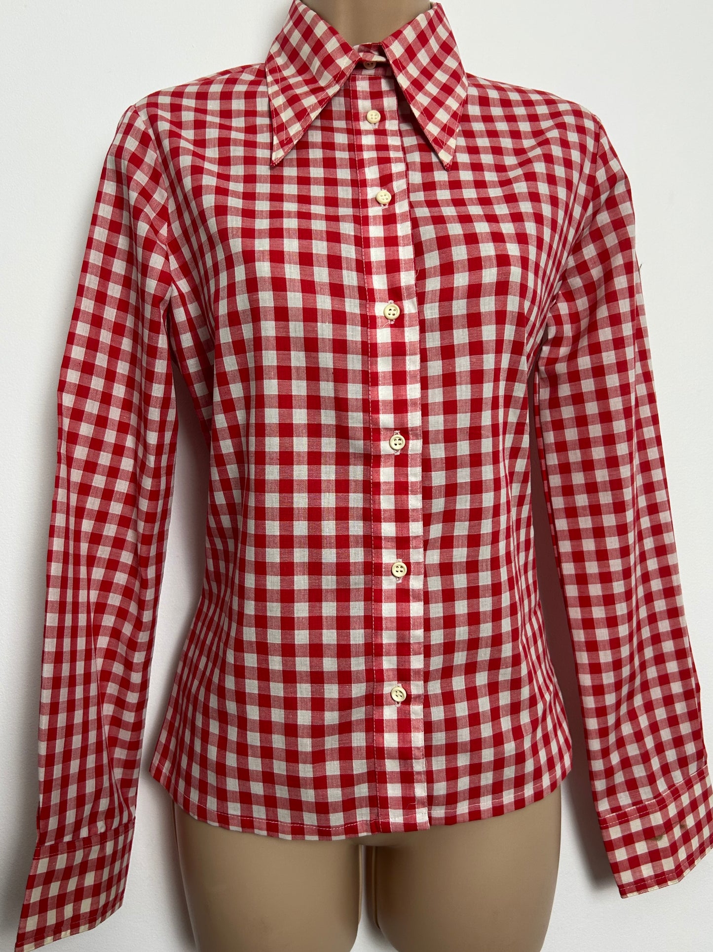 Vintage 1970s Size 12 Red & White Gingham Check Dagger Collar Cotton Shirt